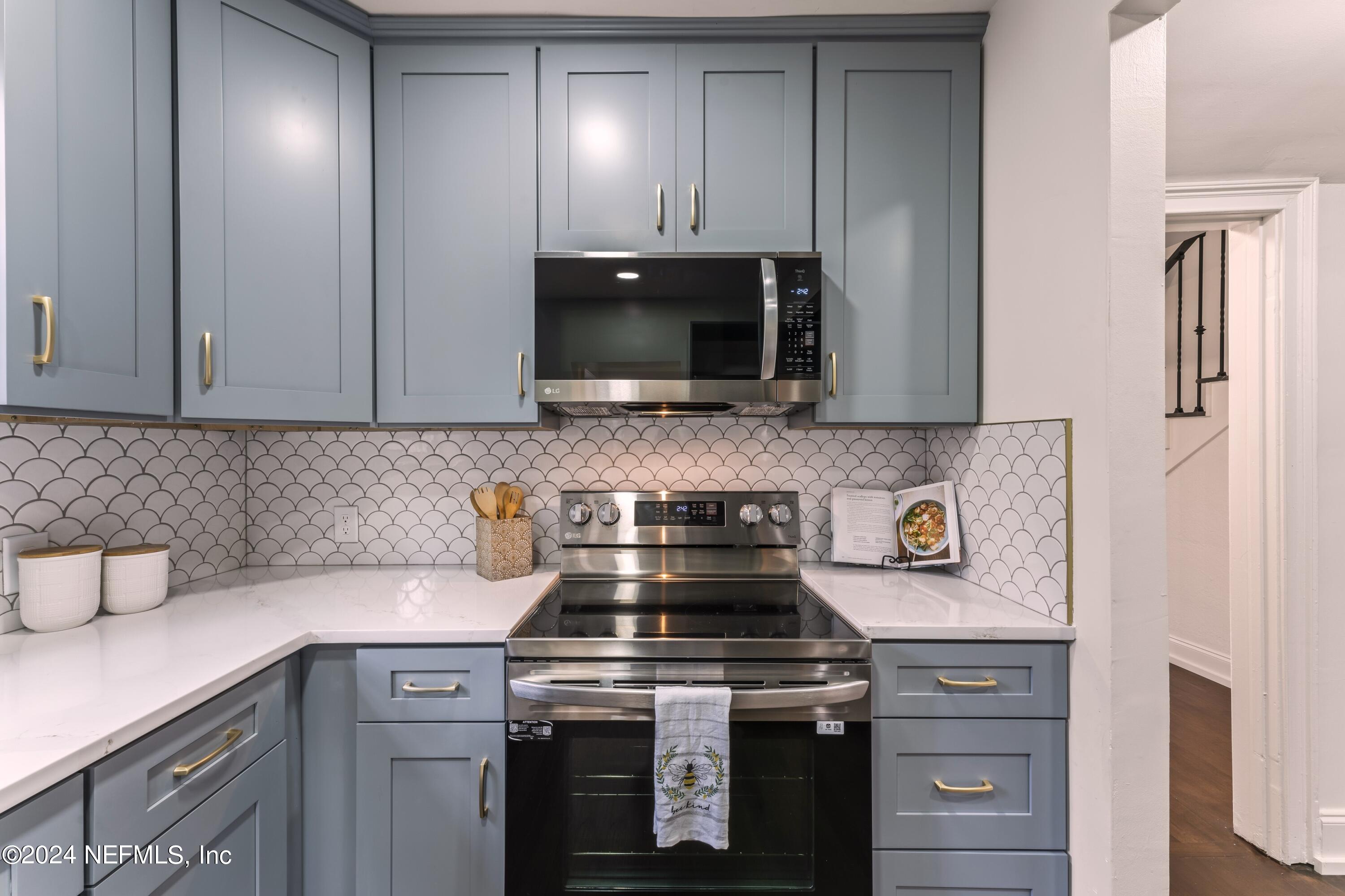 1515 Berwick Road Jacksonville, FL 32207 - Photo 24 of 56 Kitchen