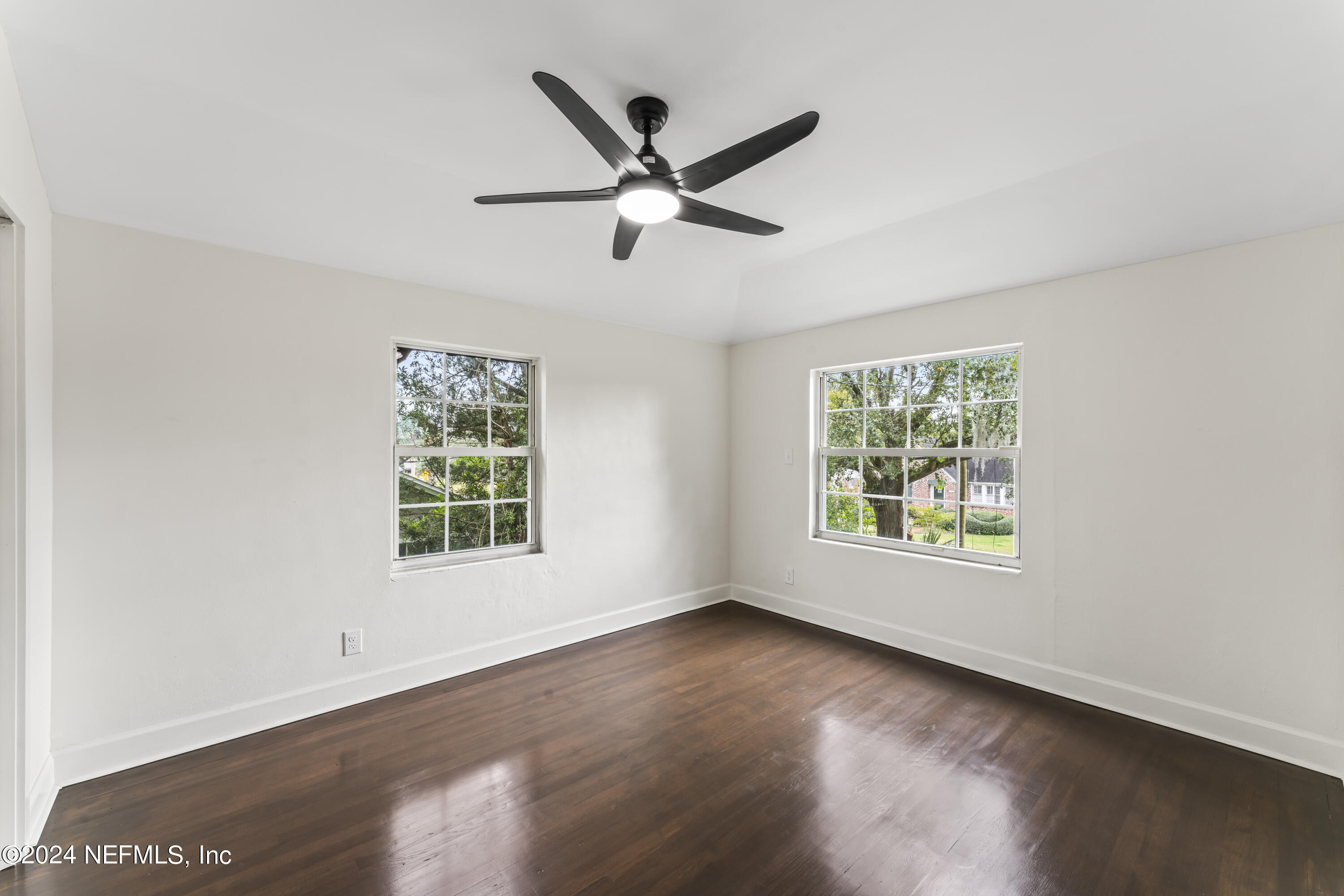 1515 Berwick Road Jacksonville, FL 32207 - Photo 37 of 56 Bedroom 4