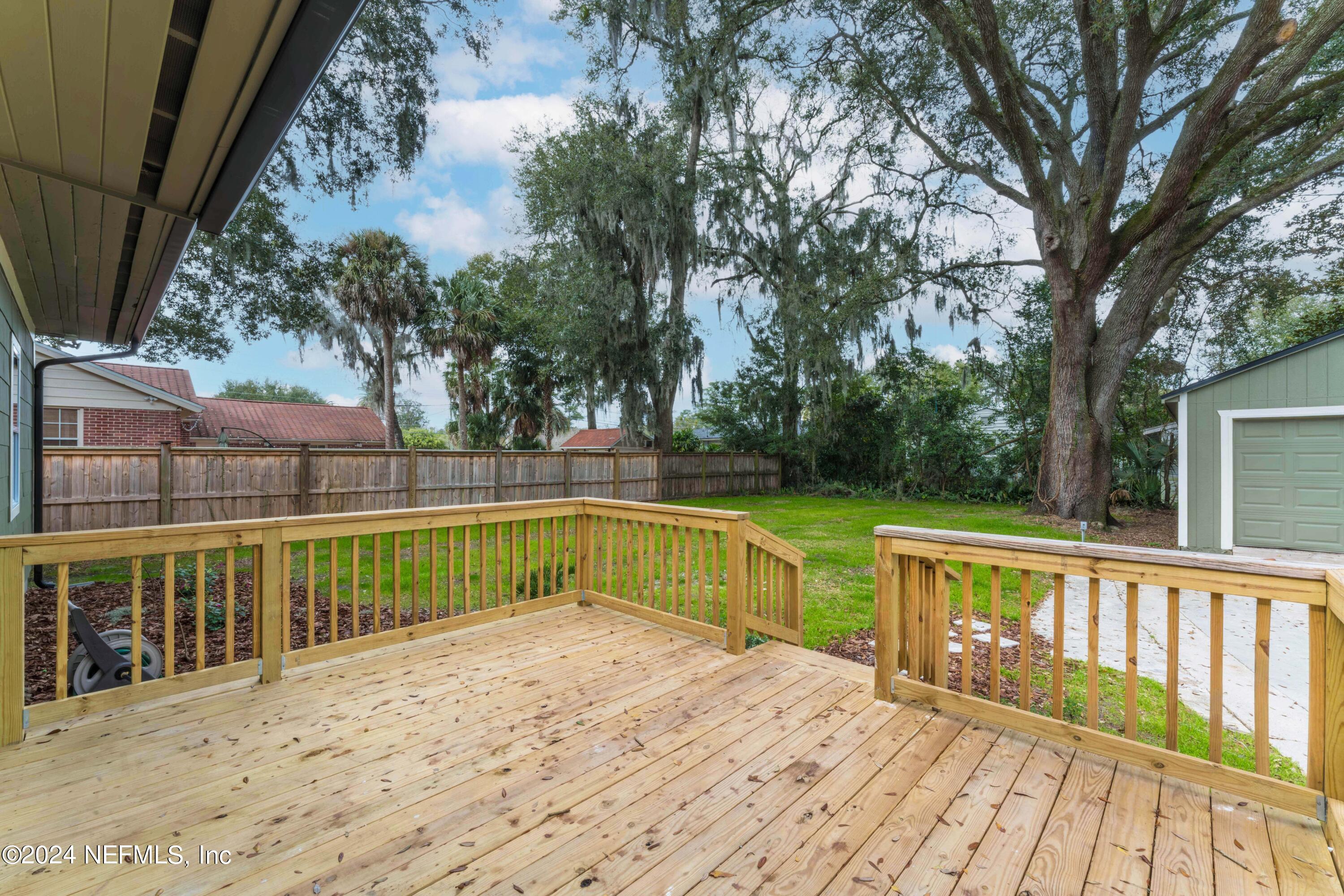 1515 Berwick Road Jacksonville, FL 32207 - Photo 40 of 56 Deck & Backyard