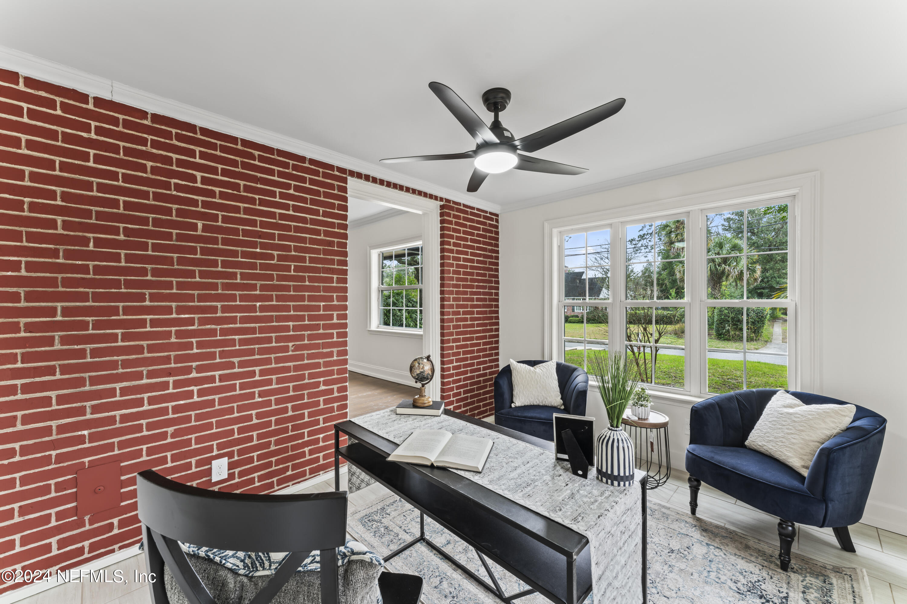 1515 Berwick Road Jacksonville, FL 32207 - Photo 10 of 56 Sunroom/office
