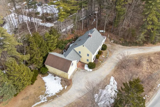 $550,000 | 39 Birch Glen Drive, Bennington, NH 03442