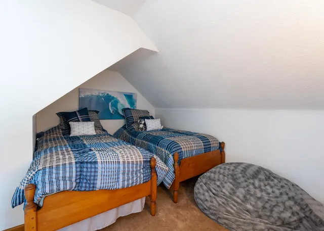 $550,000 | 39 Birch Glen Drive, Bennington, NH 03442