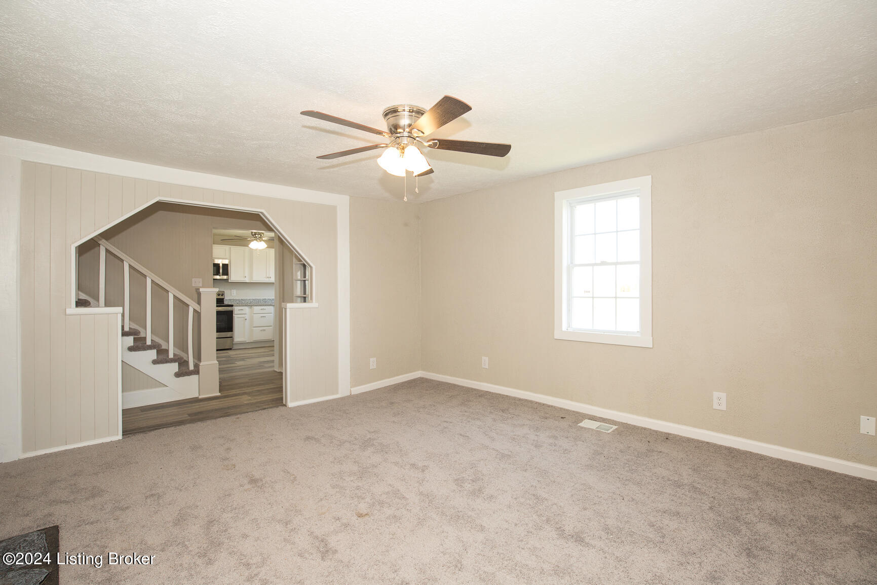 6570 Point Pleasant Road Pleasureville, KY 40057 - Photo 9 of 39 LR