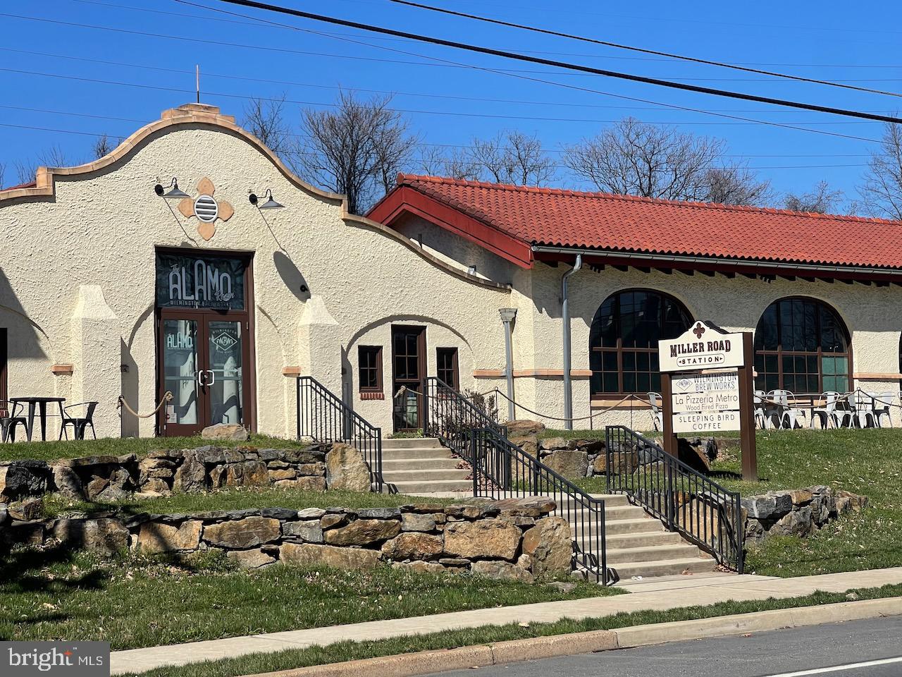 2103 Baynard Boulevard Wilmington, DE 19802 - Photo 73 of 75 Metro Pizza & the Brew works right up the Blvd!