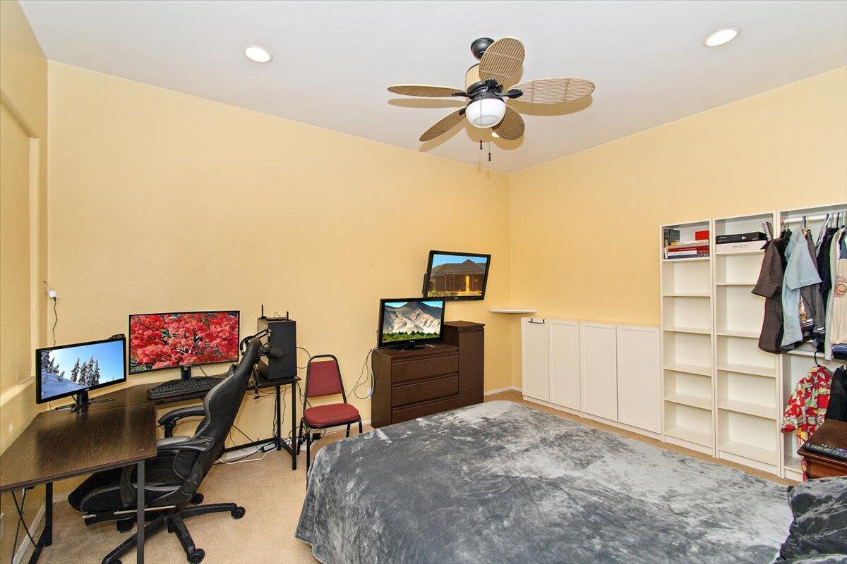 8576 Barnwood Lane Riverside, CA 92508 - Photo 19 of 56 18-BOS_1592