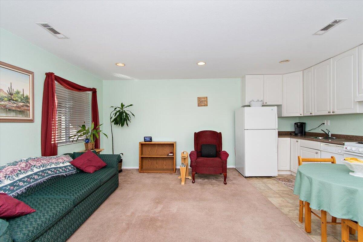 8576 Barnwood Lane Riverside, CA 92508 - Photo 39 of 56 38-BOS_1598