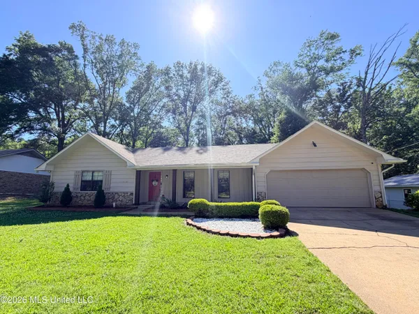 $190,000 | 151 Oak Park Drive, Forest, MS 39074