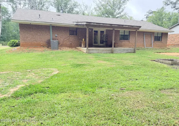 $190,000 | 151 Oak Park Drive, Forest, MS 39074