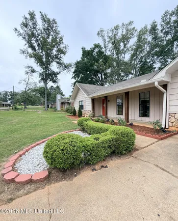 $190,000 | 151 Oak Park Drive, Forest, MS 39074
