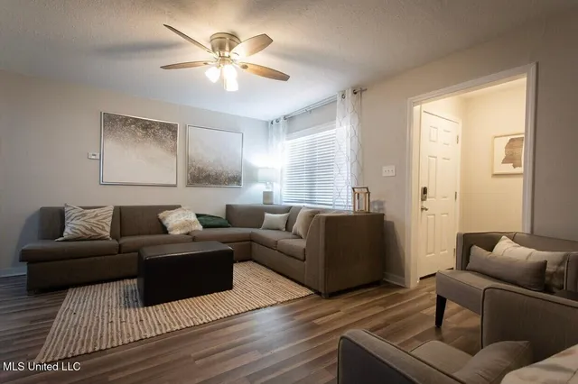 $199,900 | 282 Marilyn Drive, Pearl, MS 39208