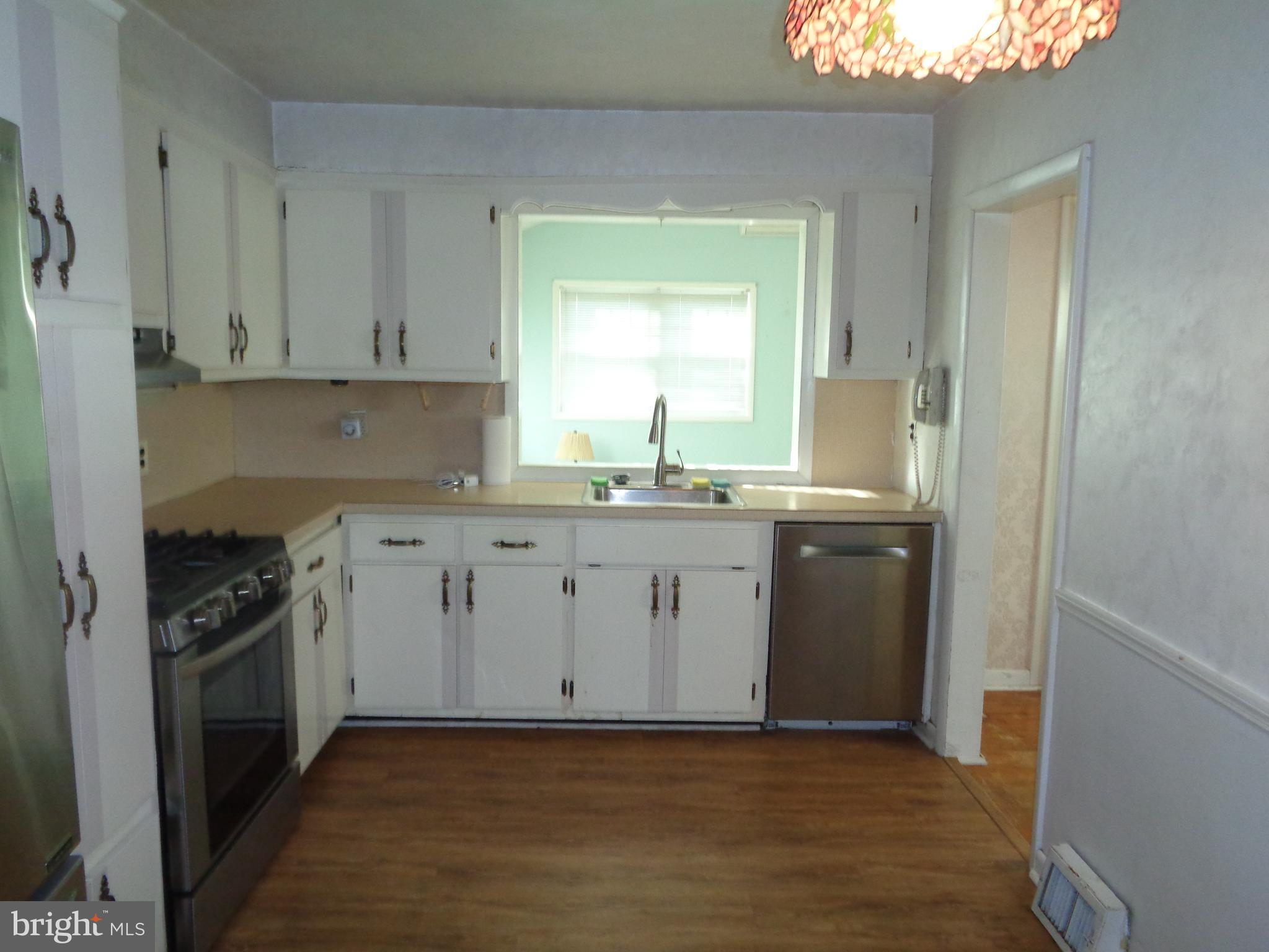 608 Louise Road Glenside, PA 19038 - Photo 11 of 28 Gallery Image 11