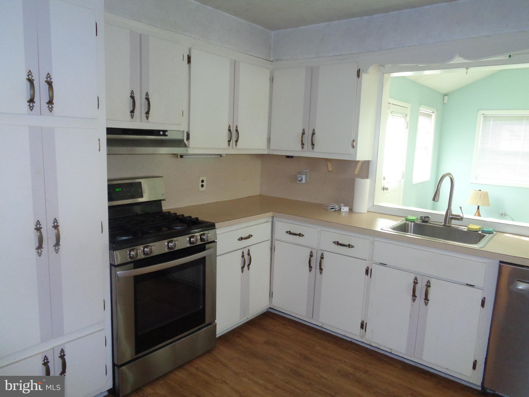 608 Louise Road Glenside, PA 19038 - Photo 12 of 28 Gallery Image 12