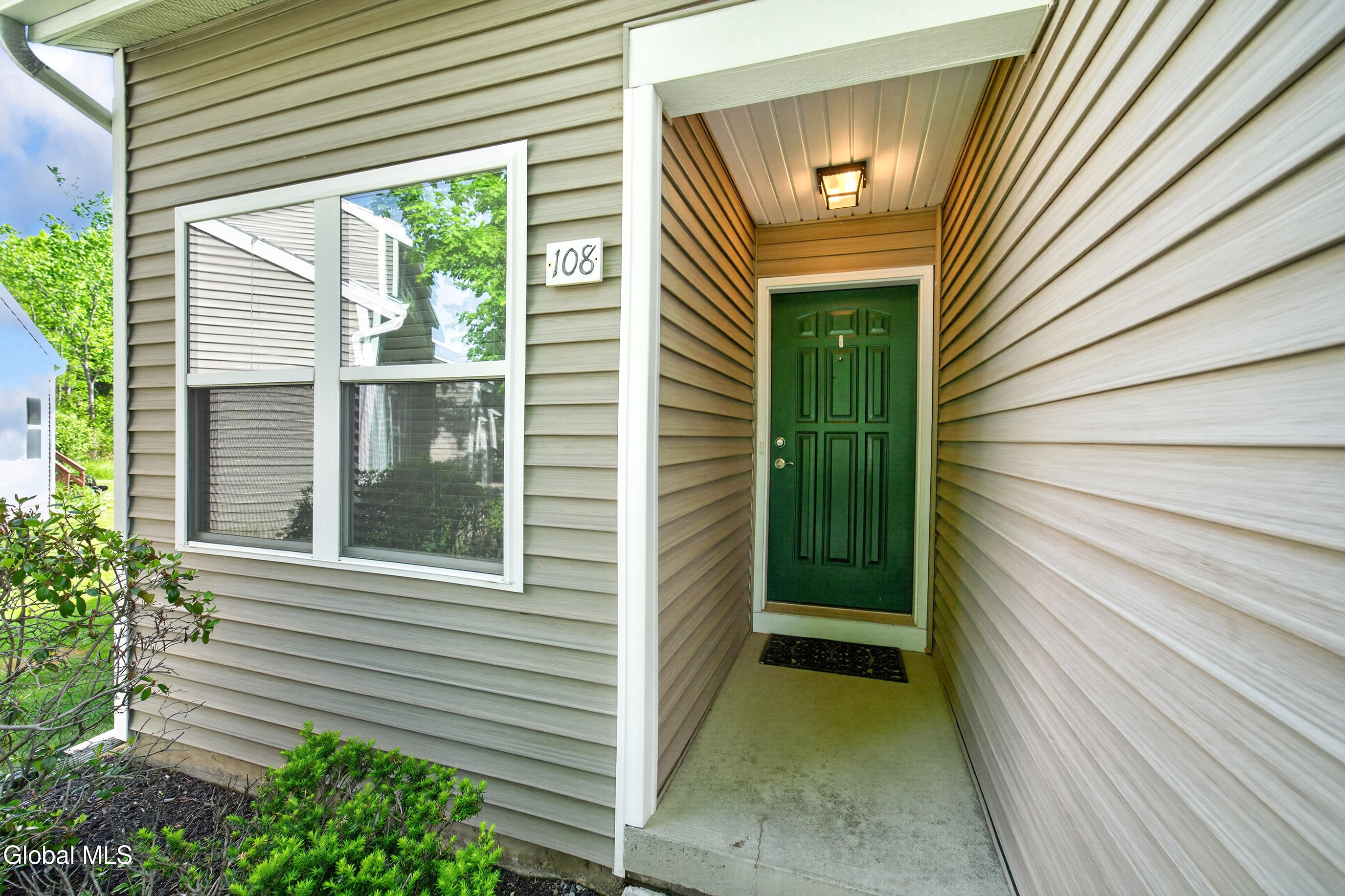 108 Harvard Road Colonie, NY 12189 - Photo 2 of 24 003-108-Harvard-Road-Watervliet-NY-12189