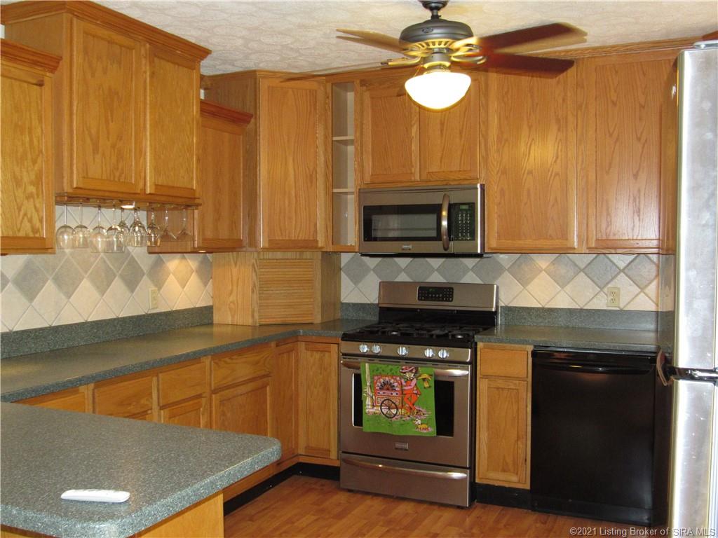 2356 Morgan Road Taswell, IN 47175 - Photo 7 of 92