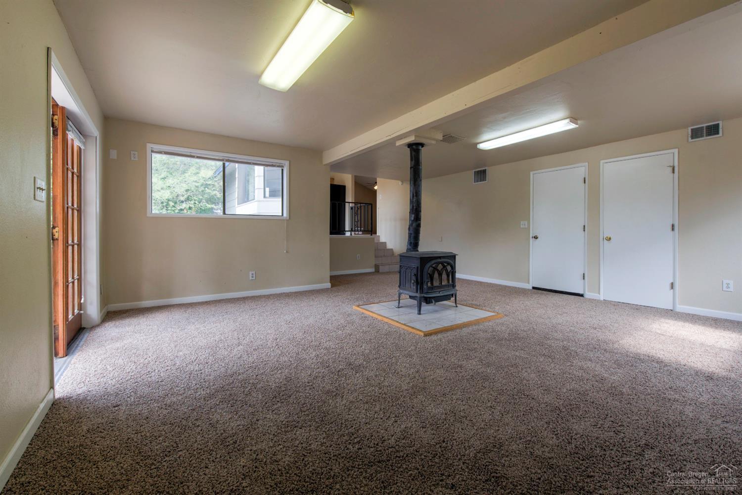 2863 Northeast Shepard Road Bend, OR 97701 - Photo 11 of 23 Additional Photo