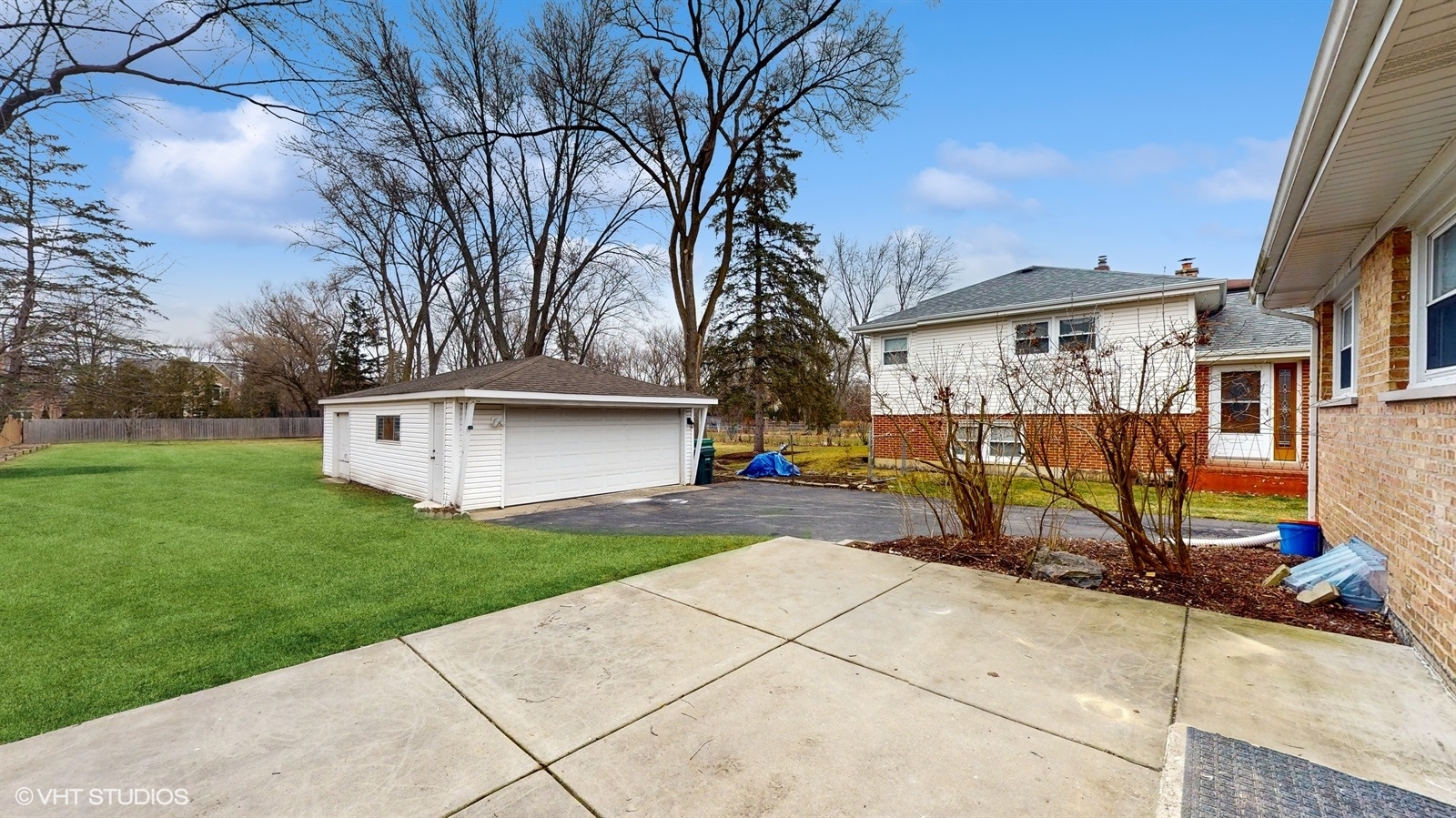 2930 Koepke Road Northbrook, IL 60062 - Photo 23 of 30 a view of a house with a yard