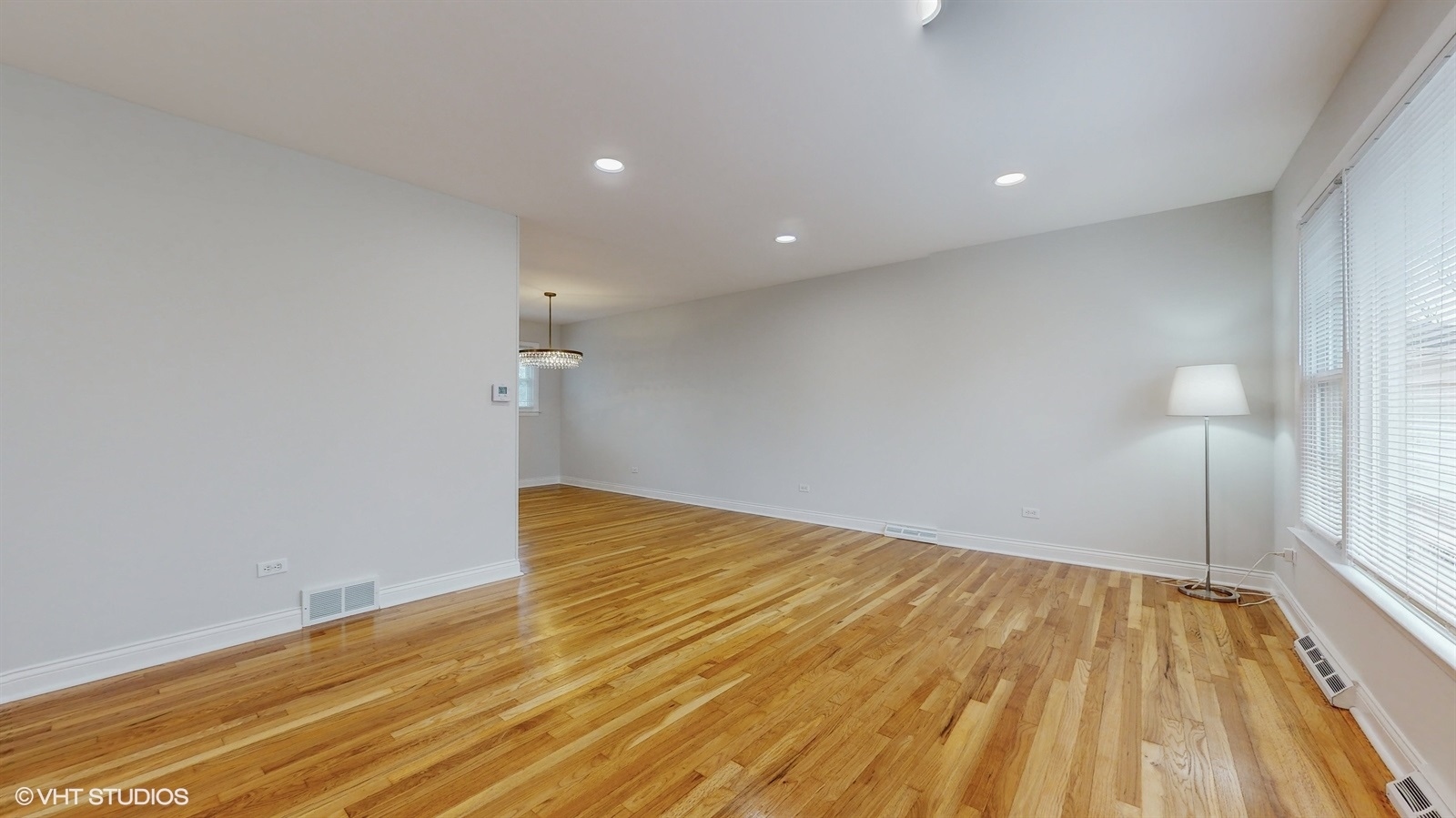 2930 Koepke Road Northbrook, IL 60062 - Photo 4 of 30 a view of empty room with wooden floor