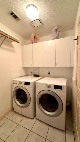 $2,500 | 6918 Springcrest Court, Sugar Land, TX 77479