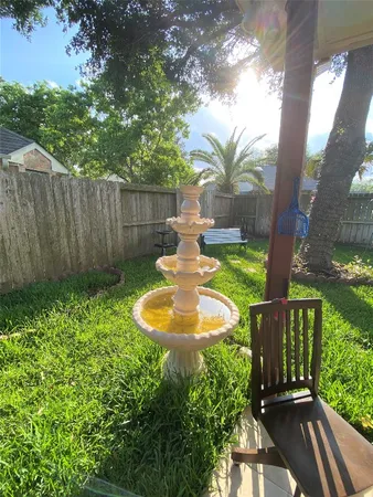 $2,400 | 6918 Springcrest Court, Sugar Land, TX 77479