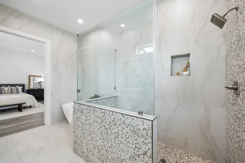 $739,000 | 1618 Ojeman Road, Unit A, Houston, TX 77055
