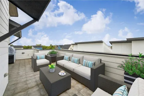 $739,000 | 1618 Ojeman Road, Unit A, Houston, TX 77055