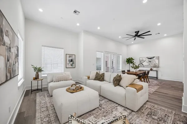 $739,000 | 1618 Ojeman Road, Unit A, Houston, TX 77055