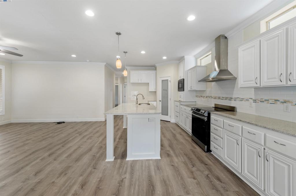 3263 Vineyard Avenue Pleasanton, CA 94566 - Photo 8 of 46