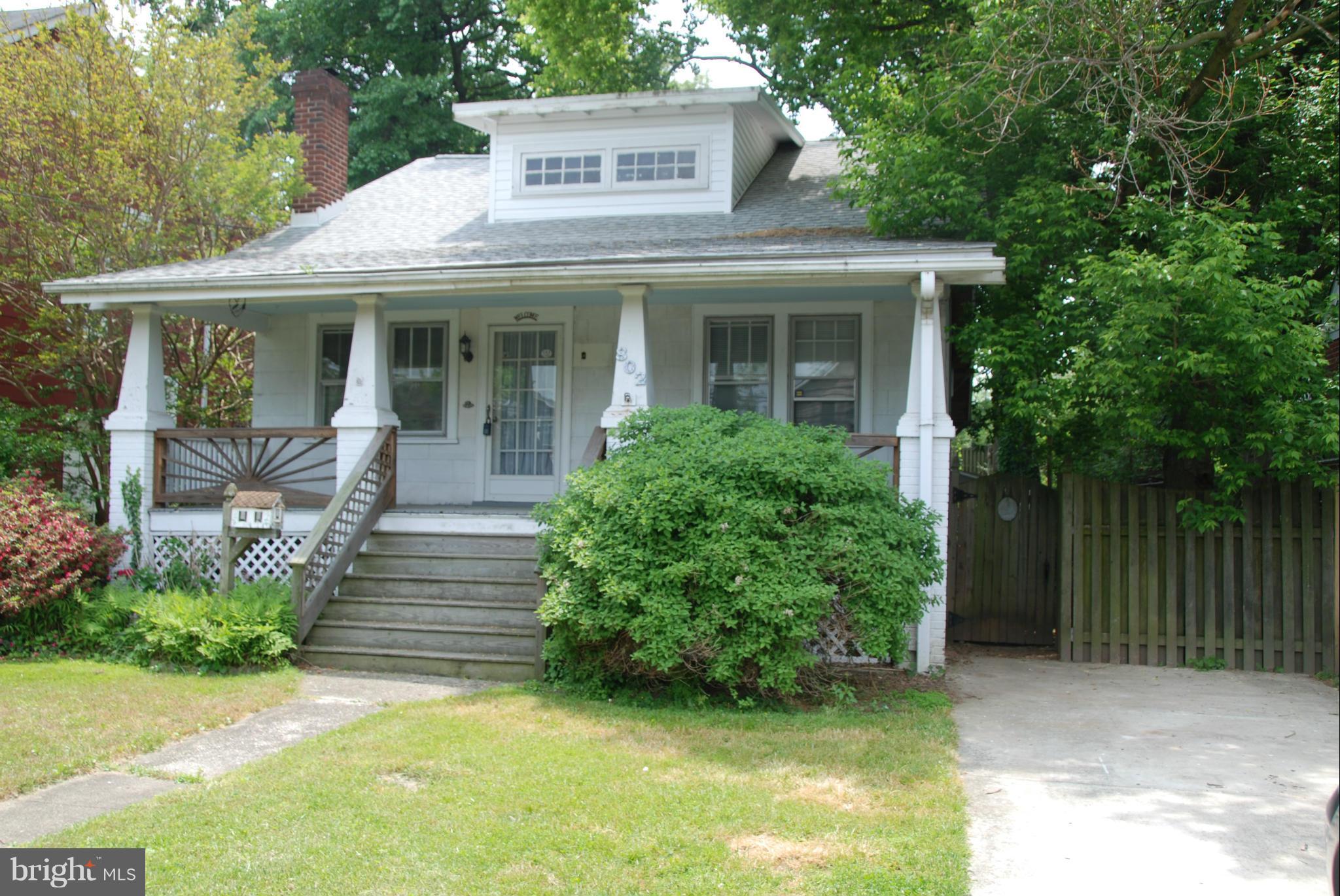 802 Silver Spring Avenue Silver Spring, MD 20910 - Photo 1 of 13 Exterior (Front)