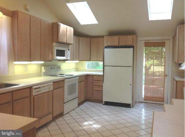 802 Silver Spring Avenue Silver Spring, MD 20910 - Photo 10 of 13 Kitchen