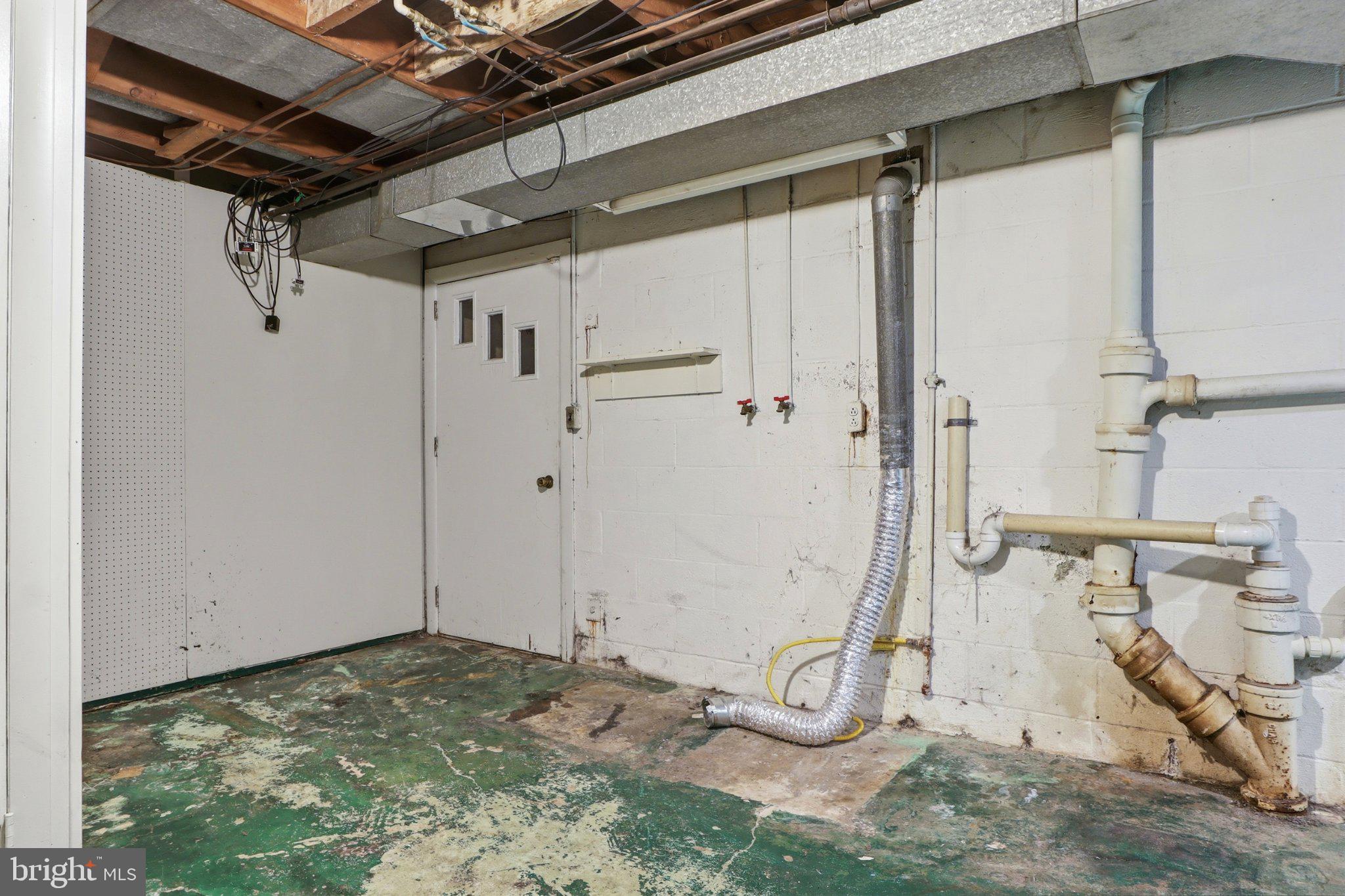 2400 Derry Road York, PA 17408 - Photo 30 of 56 Spacious basement ready for transformation.