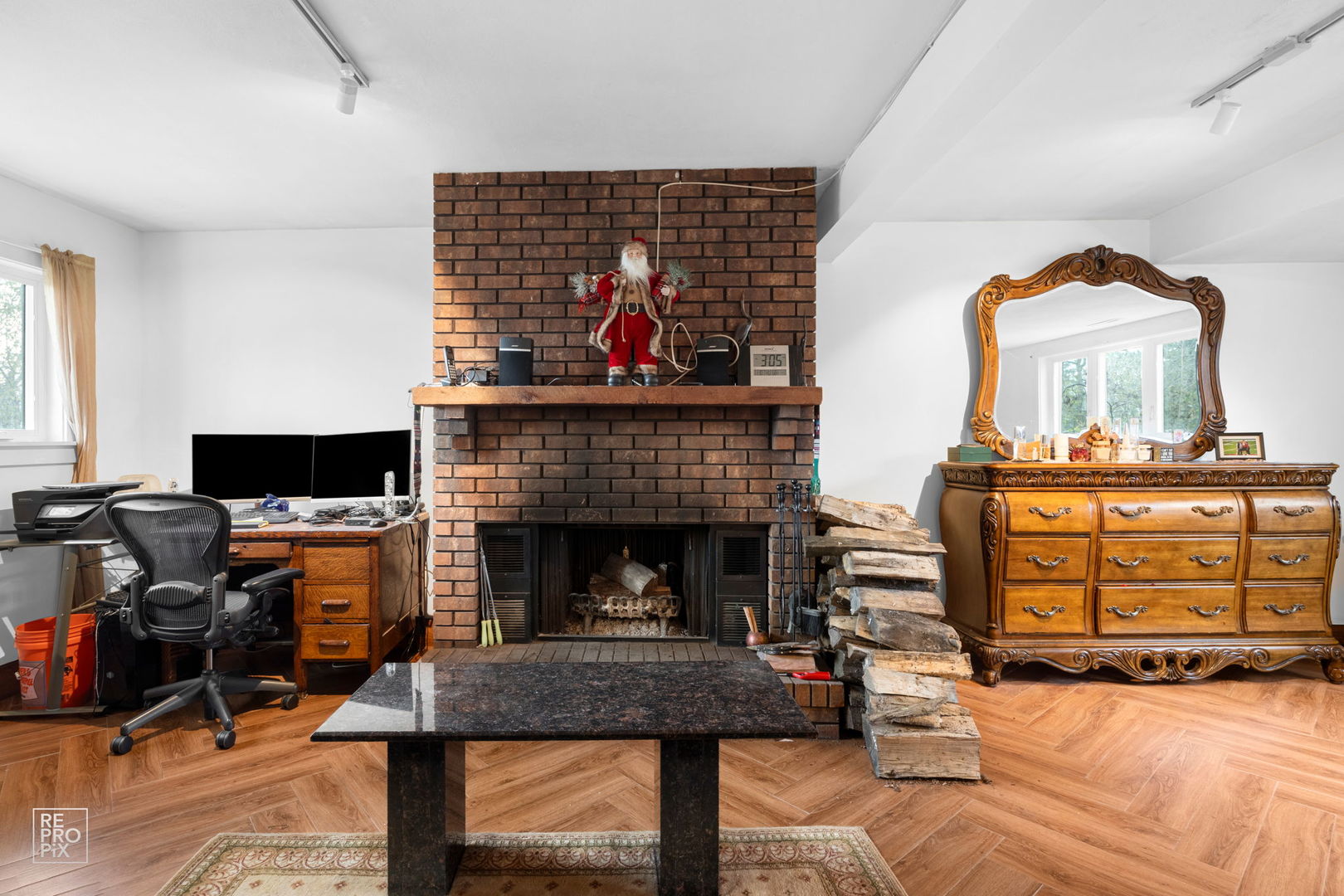 362 63rd Street Willowbrook, IL 60527 - Photo 17 of 25 a living room with furniture and a fireplace