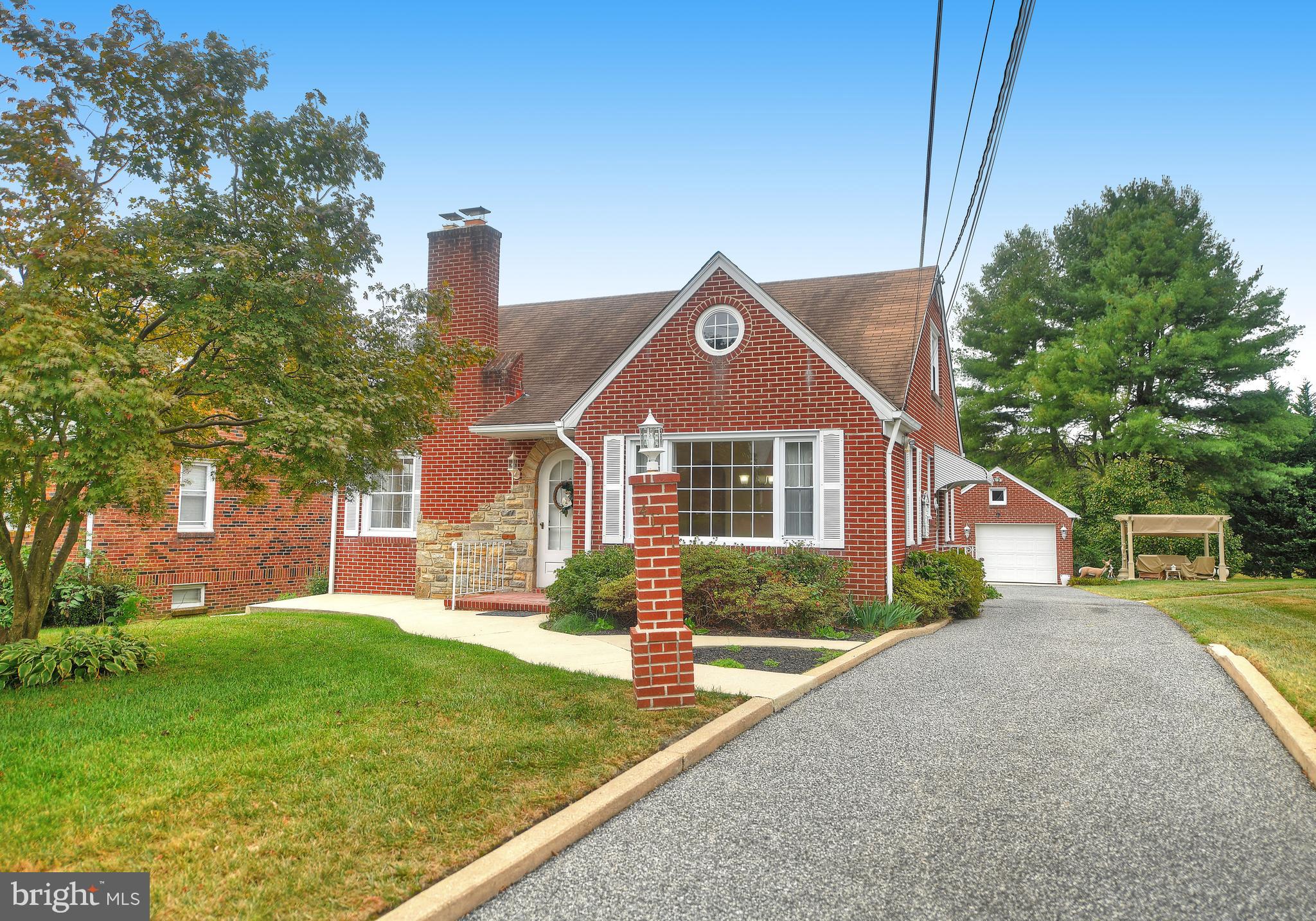 4111 Perry View Road Baltimore, MD 21236 - Photo 2 of 38