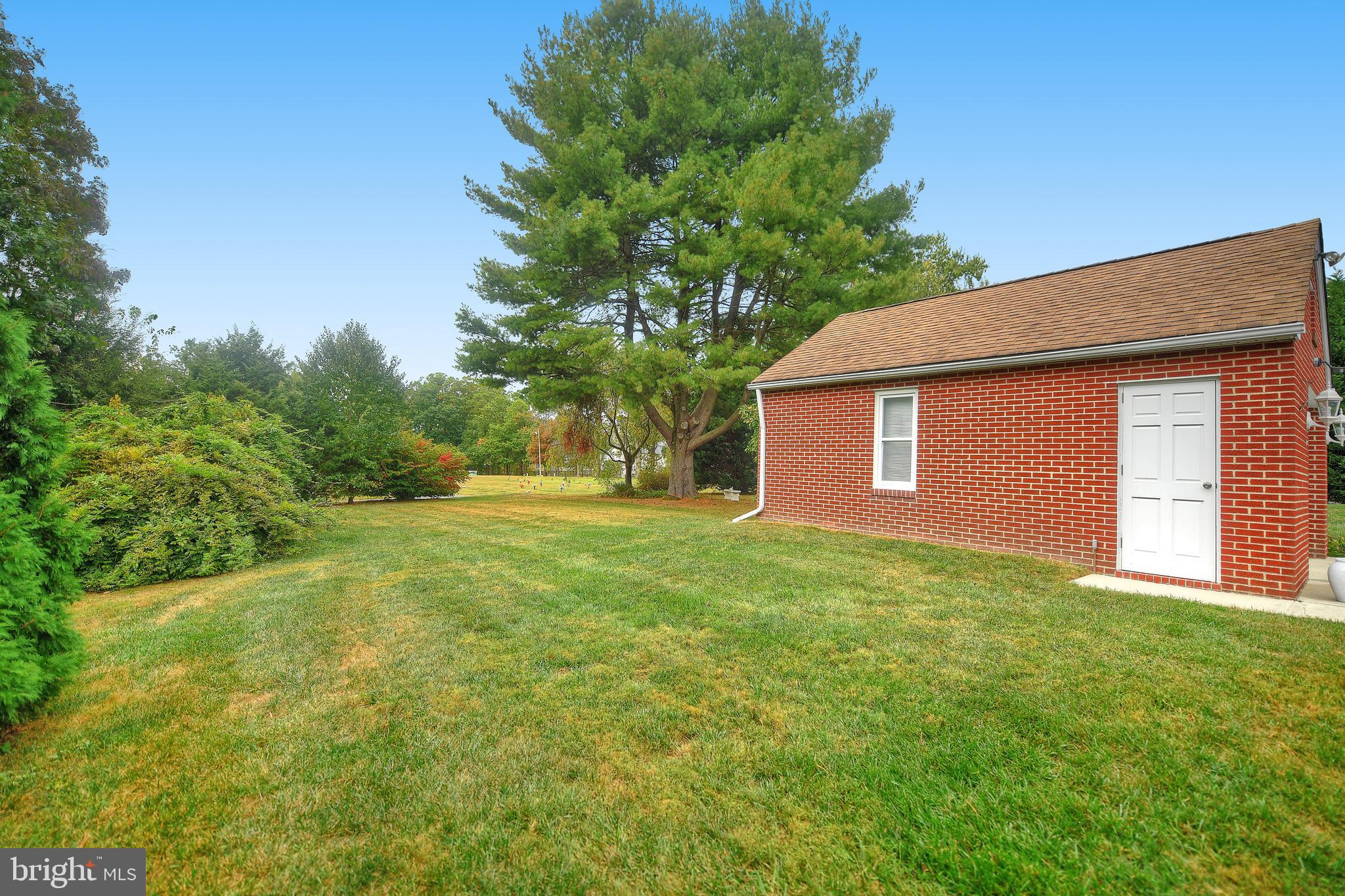 4111 Perry View Road Baltimore, MD 21236 - Photo 11 of 38