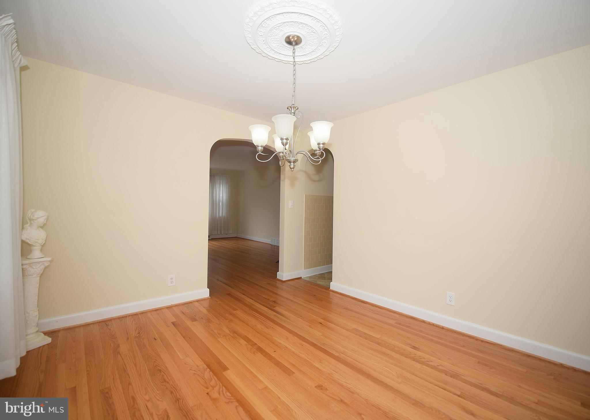 4111 Perry View Road Baltimore, MD 21236 - Photo 17 of 38