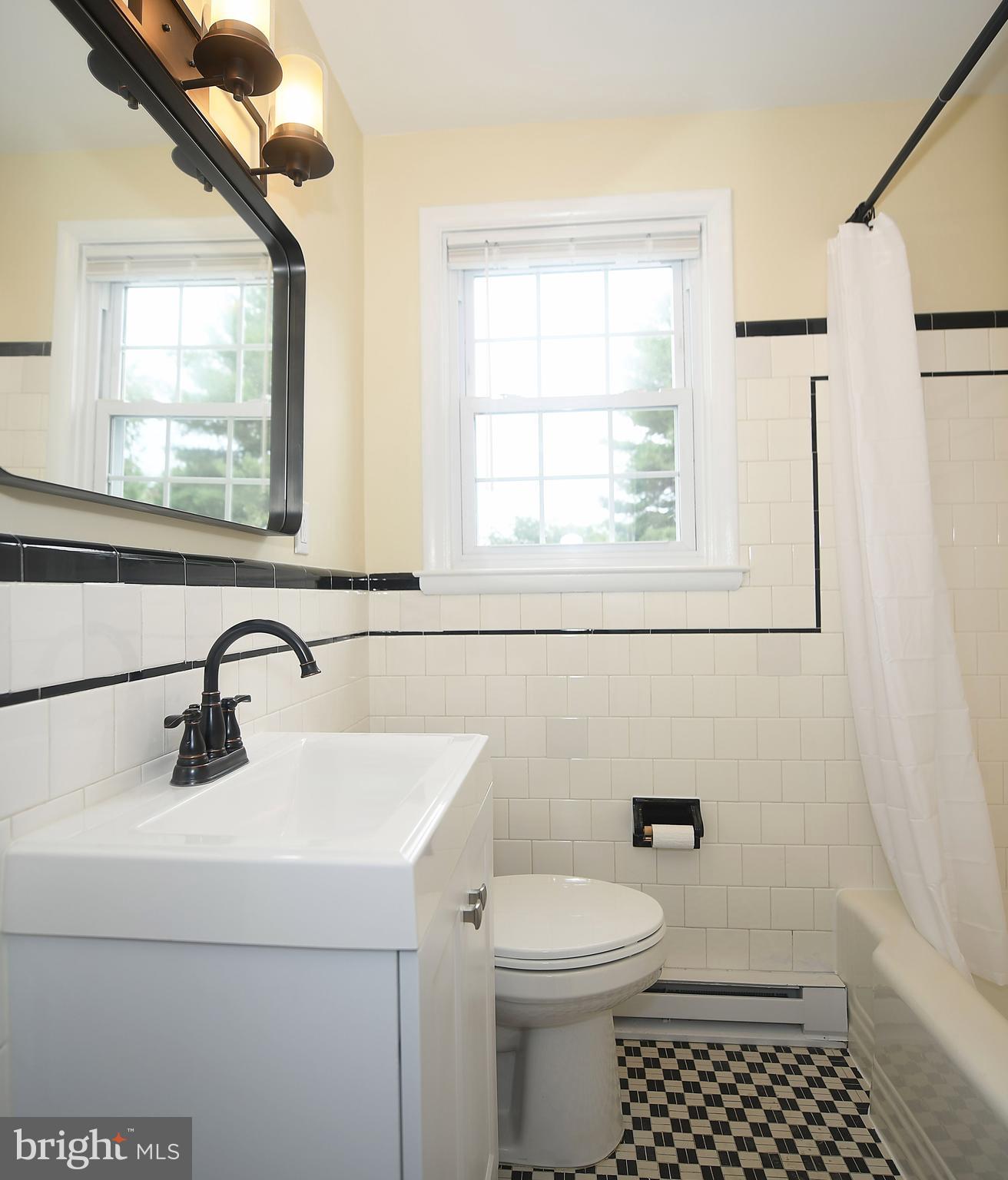 4111 Perry View Road Baltimore, MD 21236 - Photo 24 of 38