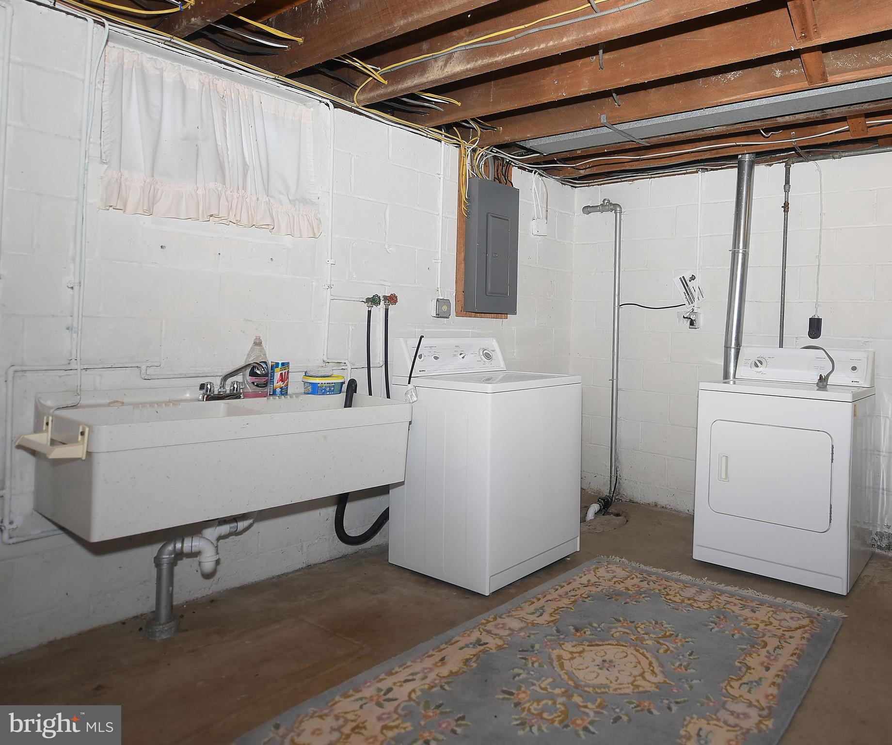 4111 Perry View Road Baltimore, MD 21236 - Photo 34 of 38