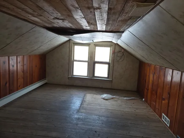 a bathroom with a toilet