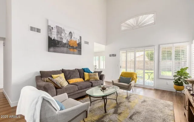 $2,349 | 4943 West Oraibi Drive, Glendale, AZ 85308