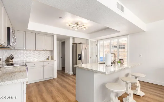 $2,349 | 4943 West Oraibi Drive, Glendale, AZ 85308