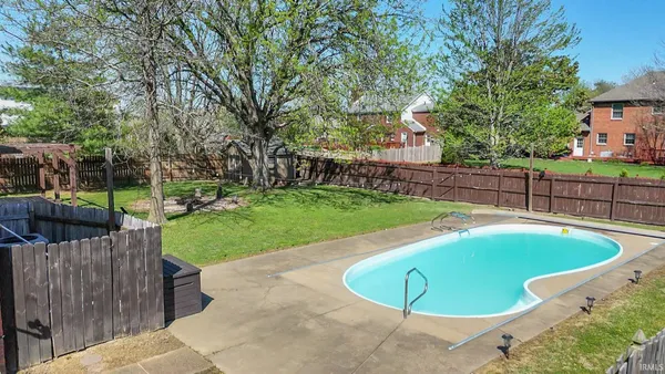 $345,000 | 228 Wilson Square, Evansville, IN 47715