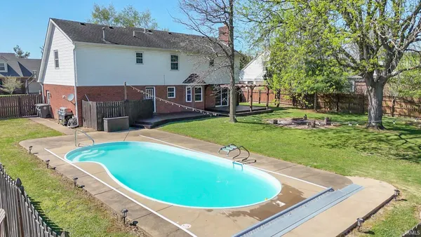 $345,000 | 228 Wilson Square, Evansville, IN 47715