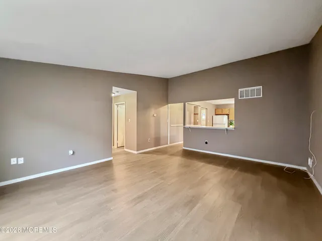 $389,999 | 47 Carnaby Close, Freehold, NJ 07728