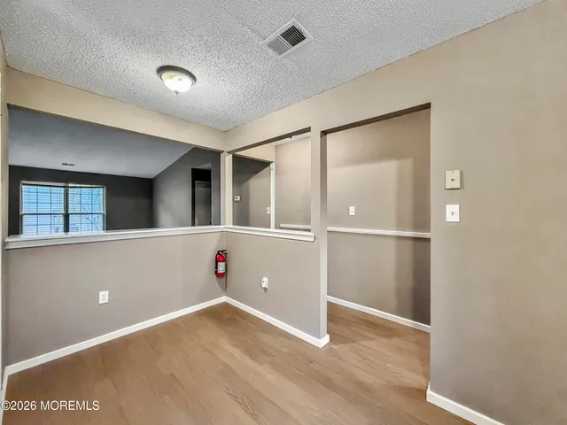 $389,999 | 47 Carnaby Close, Freehold, NJ 07728