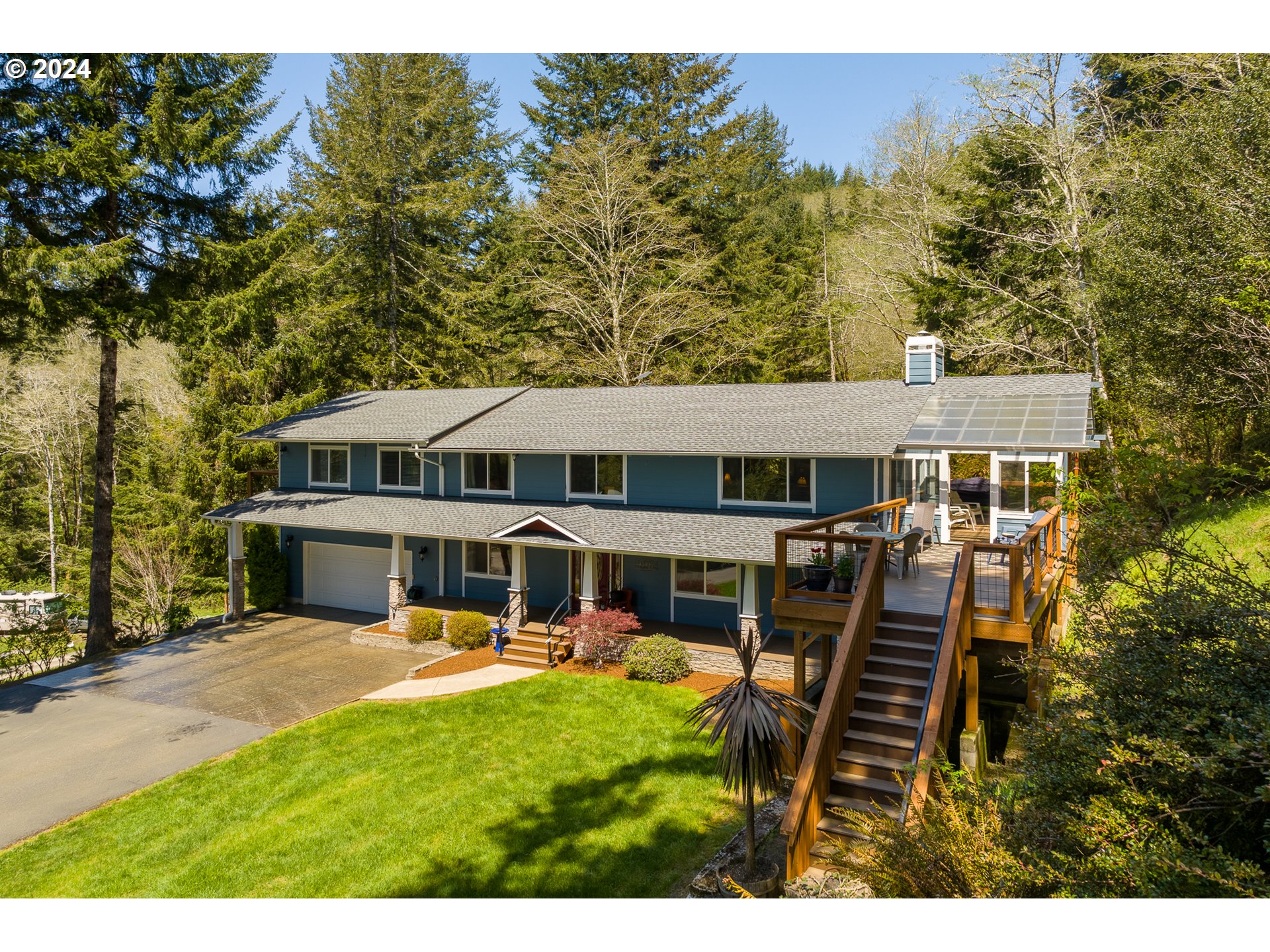 89915 Ben Bunch Road Florence, OR 97439 - Photo 6 of 33 an aerial view of a house