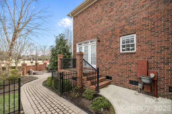 $825,000 | 6120 Four Wood Drive, Matthews, NC 28104