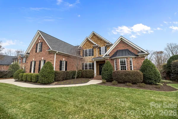 $825,000 | 6120 Four Wood Drive, Matthews, NC 28104
