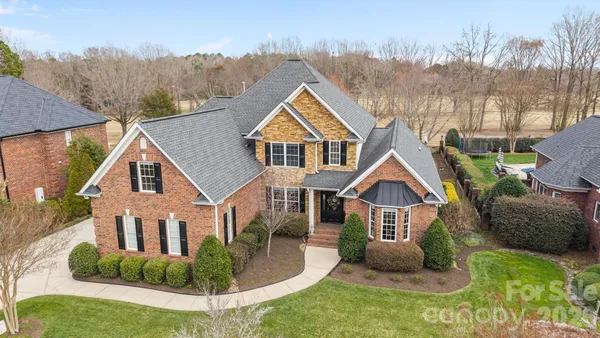 $825,000 | 6120 Four Wood Drive, Matthews, NC 28104