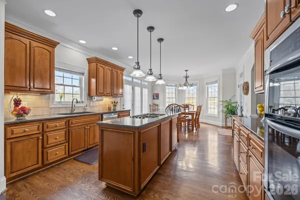 $825,000 | 6120 Four Wood Drive, Matthews, NC 28104