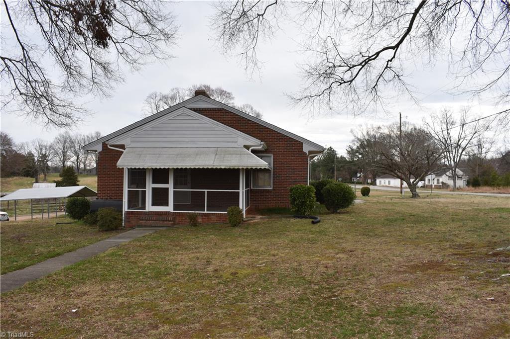 8971 Highway 700 Ruffin, NC 27326 - Photo 3 of 30