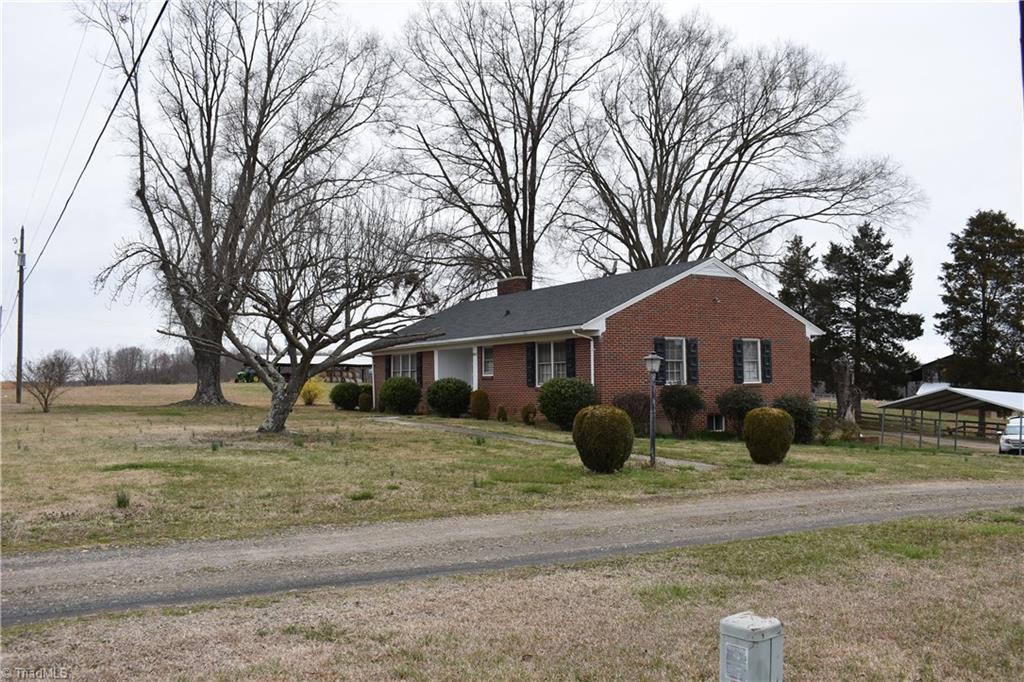 8971 Highway 700 Ruffin, NC 27326 - Photo 4 of 30